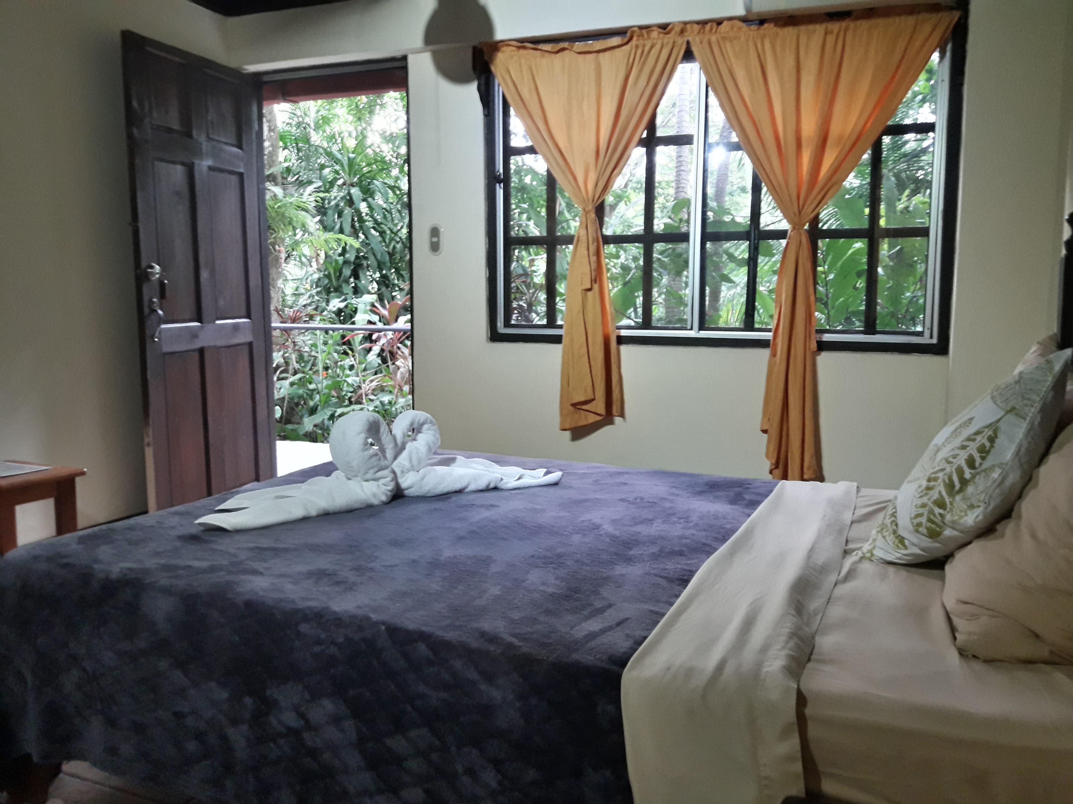 Hotel La Colina Manuel Antonio Esterno foto