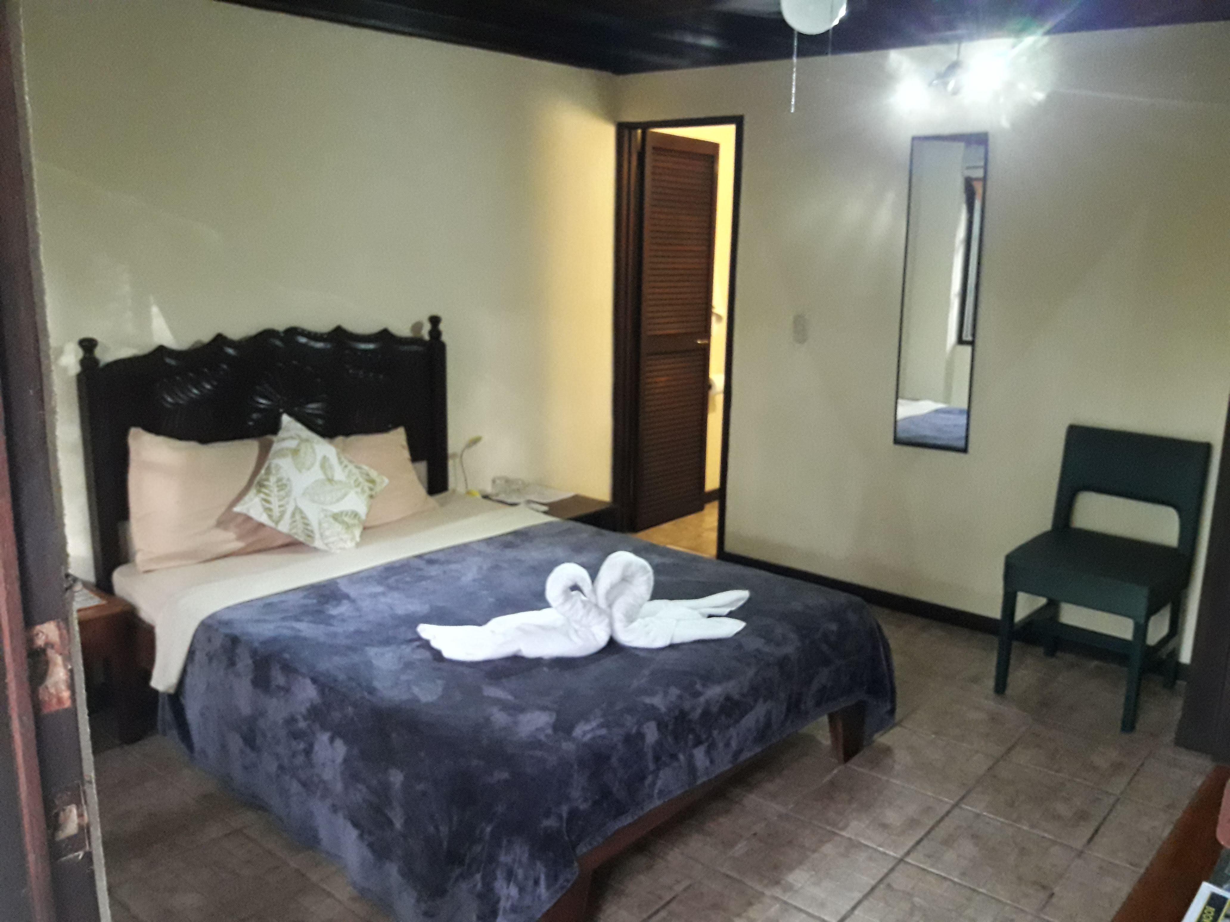Hotel La Colina Manuel Antonio Esterno foto