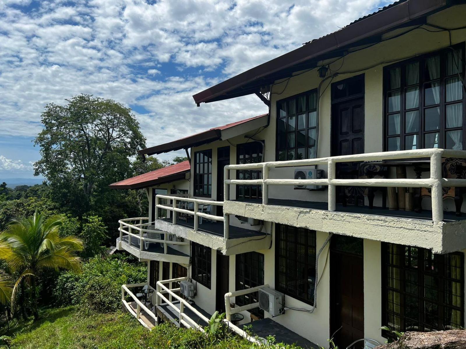 Hotel La Colina Manuel Antonio Esterno foto