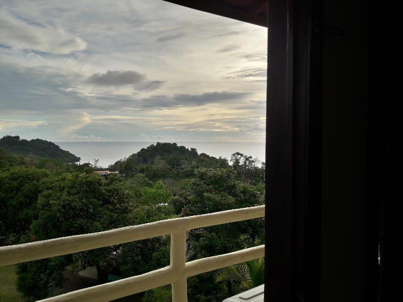 Hotel La Colina Manuel Antonio Camera foto