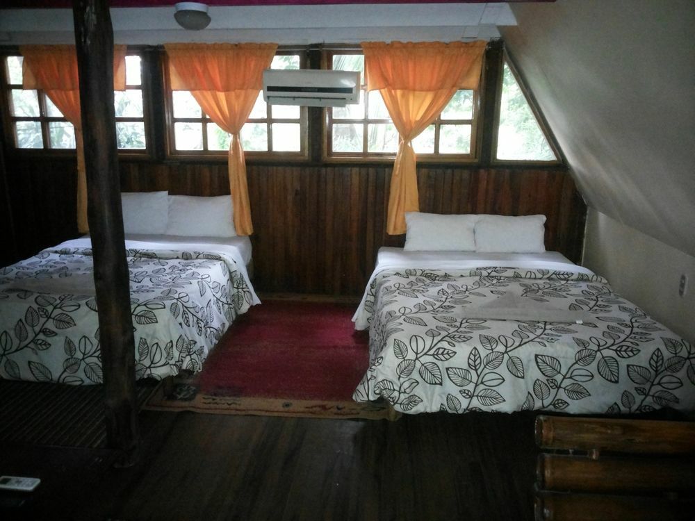 Hotel La Colina Manuel Antonio Esterno foto